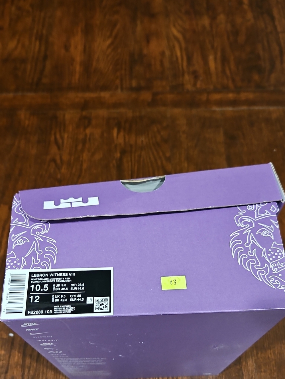 Nike LeBron Witness VIII Shoe Box with White Logos